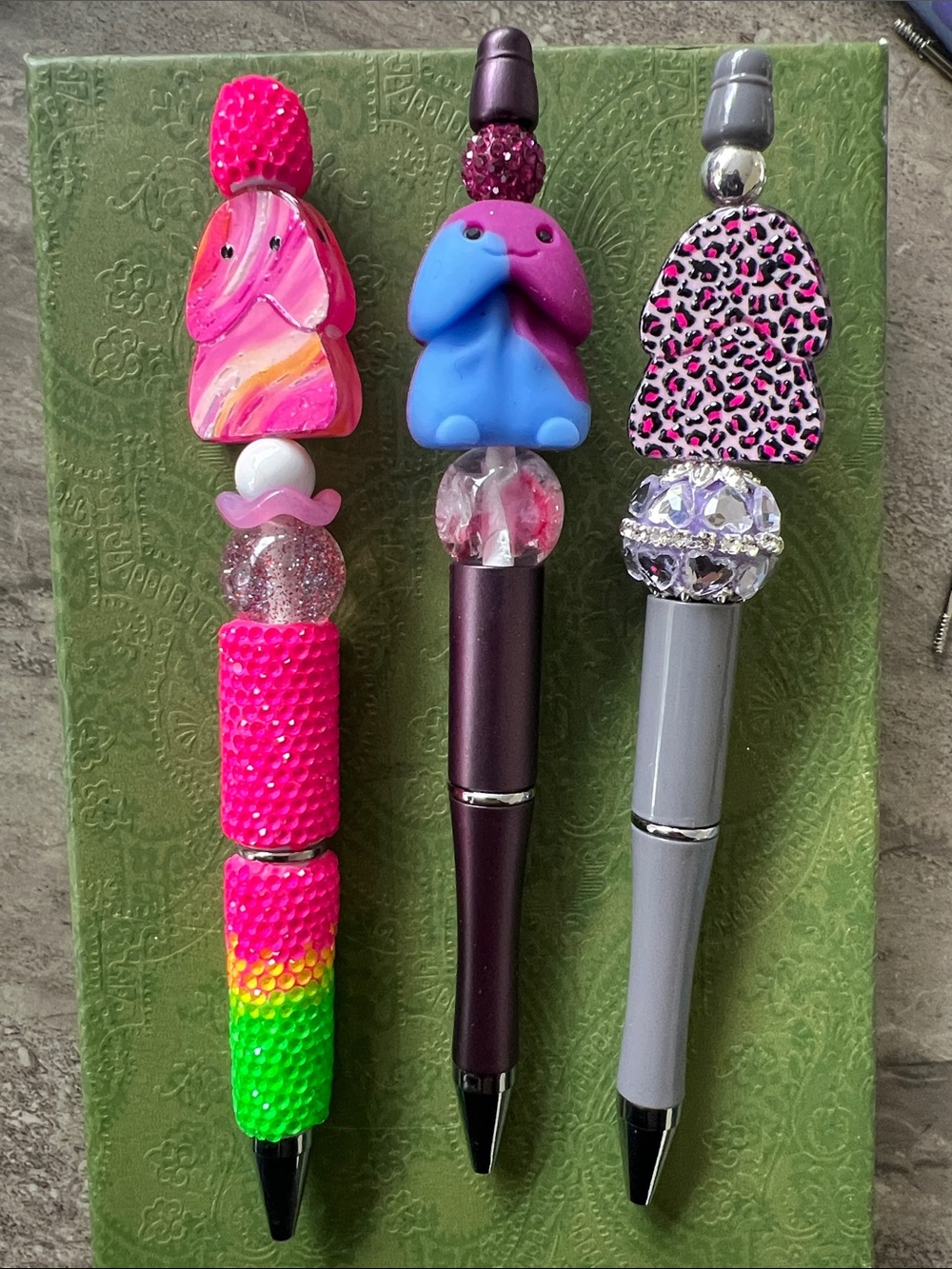 3x pens  Decorative Gel Pens Set novelty pen funny  gift set of 3